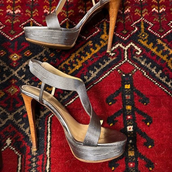 Size 37.5 Elie Tahari Stilettos - Picture 5 of 5